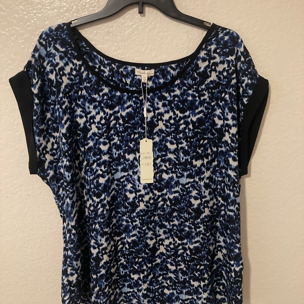 Antilia Femme Blue and White Blouse with Scoop Neck